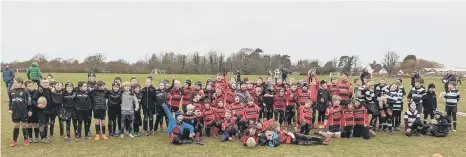  ?? ?? The under-tens line up for their joint training session at Haywards Heath RFC