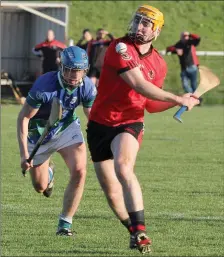  ??  ?? Murtha Doyle of Oulart-The Ballagh aims for the posts.