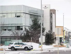  ?? SHAUGHN BUTTS / POSTMEDIA ?? Roads and schools near Strathcona County Community Centre were closed Wednesday.