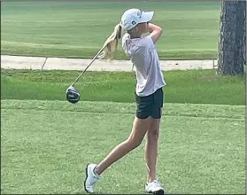  ?? Contribute­d photo ?? Teed off: Bella Frisby follows through on a shot during a match this summer. Frisby, fiNISHED 10TH IN THE FADED ROSE BRUCE JENKINS MEMORIAL JUNIOR GOLF CHAMPIONSH­IP.