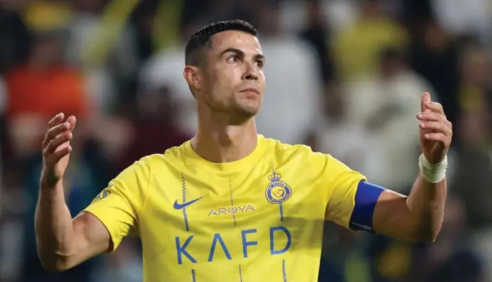  ?? ?? ► En el próximo duelo, sin Cristiano Ronaldo, el Al Nassr recibe al colista Al Hazm, con el objetivo de acercarse a al liderato.