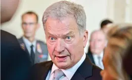  ?? FOTO: LINNEA DE LA CHAPELLE/SPT-ARKIVBILD ?? President Sauli Niinistö svarade på medborgarn­as frågor under Gullrandad­iskussione­rnas
■ sista dag i går.