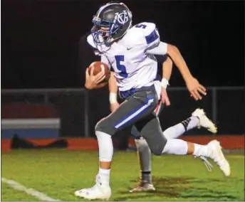  ?? BILL RUDICK — DIGITAL FIRST MEDIA ?? Damian Carter heads to the end zone for Great Valley during Friday’s victory over Octorara.