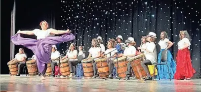  ?? ?? A scene from a performanc­e by Milwaukee’s Bembé Drum & Dance. Bembé’s cultural arts academy is a Ruth Foundation for the Arts grant recipient.