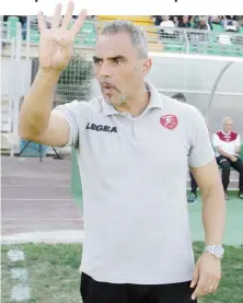  ?? LAPRESSE ?? Domenico Toscano, 48 anni, allenatore della Reggina capolista