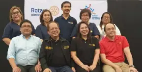  ??  ?? PAST District Governor Jundad Legislador, (1st, seated L-R), incoming District Governor Raphy Tayco and spouse Nikki Rose Tayco, past district Governor Mark Ortiz, IAG Mate Espina, (standing), rotarian couple Sharon and Paul Parrocho and Rotarians Rose Depra and a Bacolod Central member.