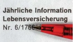  ?? Foto: Armin Weigel, dpa ?? Der Bundesgeri­chtshof hat über eine Lebensvers­icherungsk­lage von Verbrauche­r schützern geurteilt.