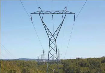  ?? NEIL ROBICHAUD GETTY IMAGES ?? Le projet Northern Pass de transport d’électricit­é doit traverser le New Hampshire sur plus de 300 kilomètres.