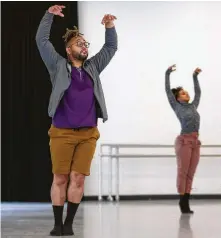  ?? Godofredo A Vásquez / Staff photograph­er ?? Jeremy McQueen, left, choreograp­her of the Black Iris Project, leads a rehearsal for “The Storm.” McQueen draws on Sergei Rachmanino­ff ’s “Isle of the Dead” and other themes.