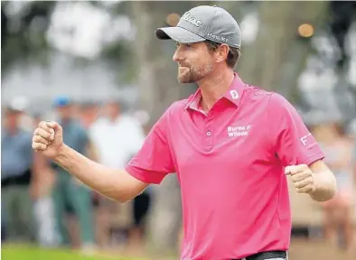  ?? JAMIE SQUIRE/GETTY IMAGES ?? Webb Simpson celebrates his victory at The Players Championsh­ip at TPC Sawgrass on Sunday.