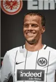  ?? Foto: imago ?? Timothy Chandler im neuen Trikot der Frankfurte­r Eintracht.