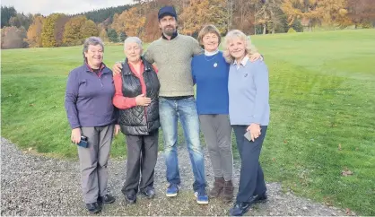  ??  ?? Special guest Isobel Cochburn, Margaret Coll, Gerard Butler, Gitte Bushby and Helen Gordon