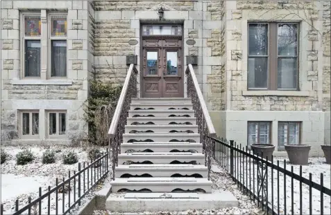  ?? PHOTOS: DAVE SIDAWAY/ THE GAZETTE ?? François-Pierre Gingras and his late wife, Susan McDougall, spent $140,000 over two years to restore their Victorian row house façade to its original glory.