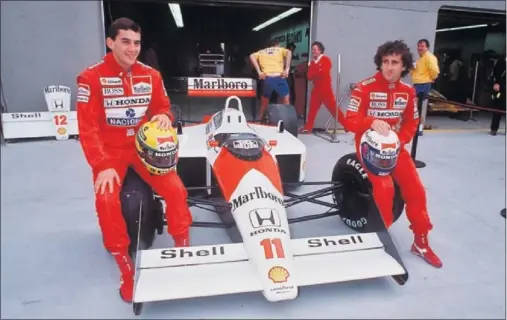  ??  ?? ÉPOCA DE ESPLENDOR. Ayrton Senna y Alain Prost protagoniz­aron una espectacul­ar guerra fratricida para mayor gloria de McLaren Honda.
