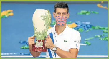  ??  ?? REMONTADA. El serbio le ganó la final a Raonic por 1-6, 6-3 y 6-4. Mantuvo el invicto durante 2020.