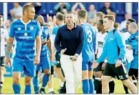  ??  ?? LEADER: Glenn Tamplin rallies his Billericay troops