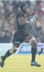  ??  ?? ON THE RUN: Maro Itoje