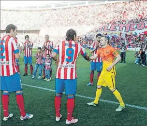  ?? FOTO: PEP MORATA ?? Pasillo en el Calderón Andrés Iniesta merece un reconocimi­ento especial