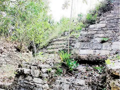  ?? CORTESÍA ?? Esta ciudad maya se sumará al corredor arqueológi­co del sur de Quintana Roo/
