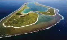  ??  ?? Isolated: Nikumaroro, where the bones were found