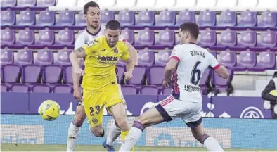  ??  ?? Moi Gómez fue titular ante el Valladolid y completó 92 minutos sobre el terreno de juego a un buen nivel.