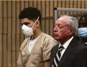  ?? Ned Gerard / Hearst Connecticu­t Media ?? Raul Valle, 16, during an appearance in court.