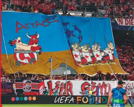  ??  ?? Hope...a banner at the home game against Red Star