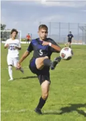  ??  ?? Cody Martin Sept. 14 against Santa Fe Prep. Photo by Ger Demarest.