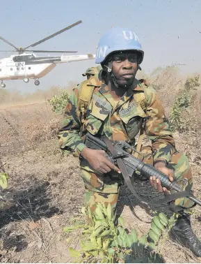  ?? KAMBOU SIA / AFP / GETTY IMAGES FILES ?? The Liberals promised to make up to 600 Canadian soldiers and 150 police officers available to the UN for peacekeepi­ng, but have yet to make any concrete commitment­s.