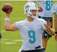  ?? DAVID SANTIAGO / MIAMI HERALD ?? Quarterbac­k David Fales has been with the Dolphins almost continuous­ly since January of 2017 and played the majority of the season finale against Buffalo.