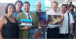  ??  ?? Les lauréats du concours de photograph­ies sous-marines de la Communauté d’agglomérat­ion des Pays de Lérins ont été récompensé­s pour leurs clichés pris entre Cannes et Théoule. (Photo L.L.)