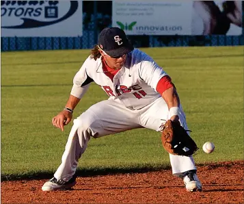  ?? STEVEN MAH/SOUTHWEST BOOSTER FILE PHOTO ?? Hunter Owen was a WMBL First-team All-star in Swift Current in 2014.