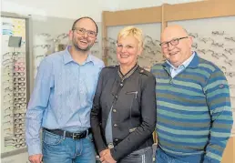  ?? BILD: Archiv ?? Familie Hess: (von links) Jan-Dieter, Mareyle und HansGeorg Hess.