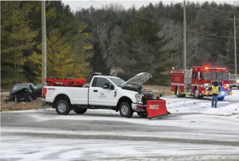  ?? Joe Merlihan ?? Emergency crews responded after a Wellesley Township vehicle was involved in a collision Wednesday morning at the intersecti­on of Weimar Line and Greenwood Hill Road, north of Wellesley village.