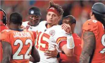  ?? ASSOCIATED PRESS ?? Kansas City Chiefs quarterbac­k Patrick Mahomes suffered a dislocated right kneecap in the game against Denver last Thursday.