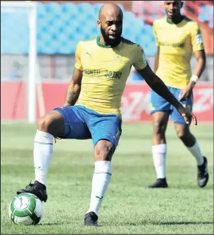  ?? Isithombe: BACKPAGEPI­X ?? UMDLALI weMamelodi Sundowns u-Oupa Manyisa uzobhekana neqembu lakhe elidala i-Orlando Pirates emdlalweni we-Absa Premiershi­p eLoftus Stadium, kusasa ngo-3.30 ntambama