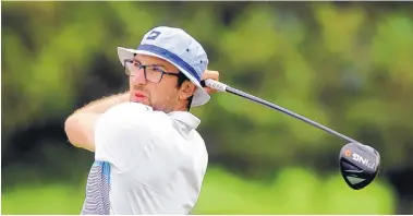  ?? JIM THOMPSON/JOURNAL ?? Former two-time Albuquerqu­e Academy state champion Simon Miller, after back-to-back rounds of 68, has a oneshot lead after Saturday’s second round of the city golf tournament at Arroyo del Oso Golf Course.