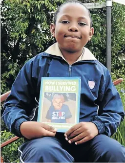  ?? / MDUDUZI NDZINGI ?? Lelo Kingston Mofokeng has written a book about bullying at school and how to survive the ordeal.