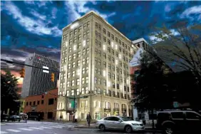  ?? RENDERING BY HEFFERLIN + KRONENBERG ARCHITECTS ?? The historic feel of the 90-year-old Chattanoog­a Bank Building will be kept while turning it into the Aloft Hotel, officials said.