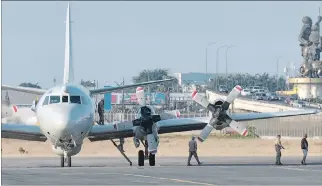  ?? MIGUEL CANALES / EXPRESO ?? Guayaquil. El avión Orion de Estados Unidos arribó antes de las 17:00 a la base aérea Simón Bolívar.