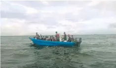  ??  ?? Los pescadores fueron atendidos y llevados hacia Puerto Lempira.
