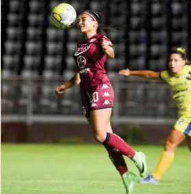  ?? PRENSA SAPRISSA ?? Kelsey Arroyo anotó los dos goles en la serie del título