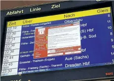  ?? P. GOEZELT/THE ASSOCIATED PRESS ?? A display panel with an error can be seen at the main railway station in Chemnitz, Germany. Germany’s national railway says that it was among the organizati­ons affected by the global cyberattac­k but there was no impact on train services.