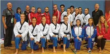  ?? Foto: Marc Palfi ?? Das bayerische Taekwondo Team bei den Austrian Open in Wien mit den Sportlern der SG Krumbach und des TC Donau Lech Il ler.