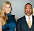  ?? Foto: Nina Prommer, dpa ?? Der nunmehr zehnfache Vater Eddie Murphy mit seiner Verlobten Paige Butcher.