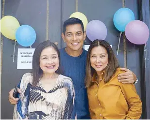  ??  ?? Gary Valenciano with wife Angeli Pangilinan (left) and Rated K host Korina Sanchez