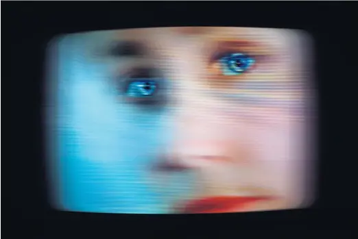  ??  ?? Lynn Hershman Leesons „Seduction of a Cyborg“wird am 7. November im Mumok-Kino gezeigt.