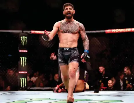  ?? GETTY IMAGES ?? “SÉ QUE ESTOY EN EL CAMINO CORRECTO” A Topuria le respaldan las victorias en la UFC. La última fue tras una inmensa combinació­n después de rozar el suelo ante Herbert.