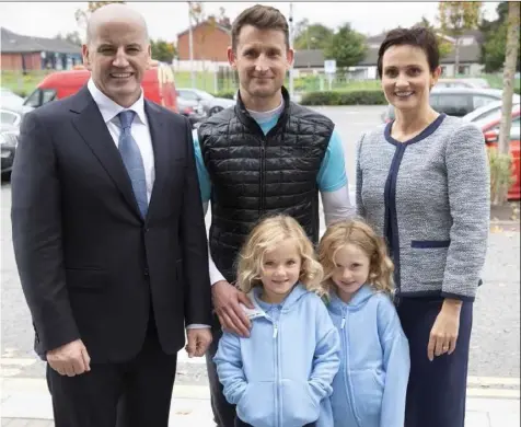  ??  ?? Above, Seán Gallagher and his wife Trish at Dundalk Retail Park where they met Aaron Rogers and his daughters Lilly and Lucy and left, Seán with Lorna and Charlie McAleer from Kilkerley.