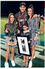  ?? AFP ?? Ross Taylor with his wife Victoria Brown and children Mackenzie and Jonty.